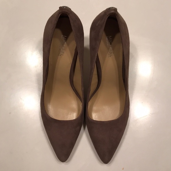 MICHAEL Michael Kors Suede Dorothy Flex Heel - Picture 7 of 8
